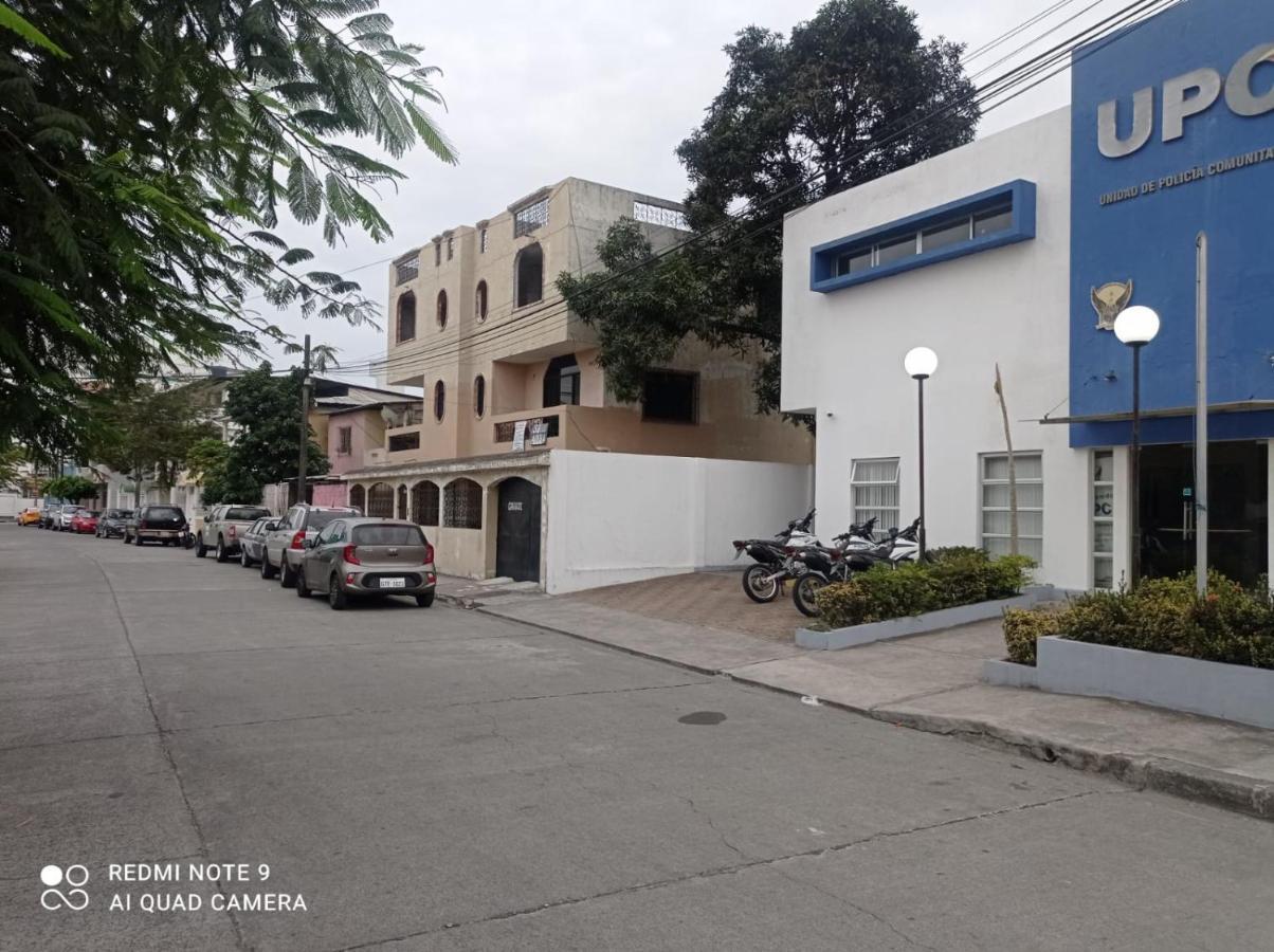 Hotel Hospedaje Atarazana Guayaquil Exterior foto